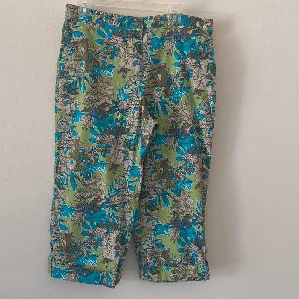 💥Sag Harbor Capri Pants - size 18💥